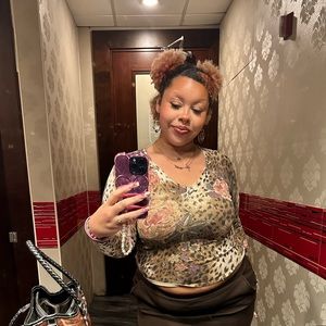 Meet your Posher, Mia